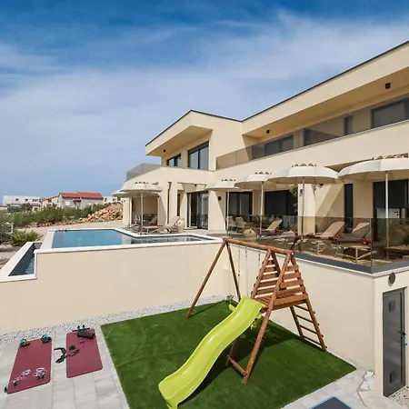 Novue Villa